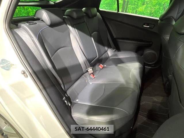 Toyota PRIUS 2016-03 221545-9