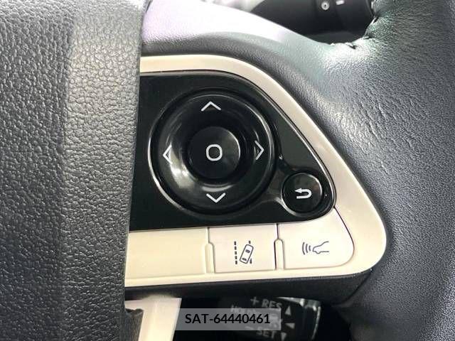 Toyota PRIUS 2016-03 221545-4