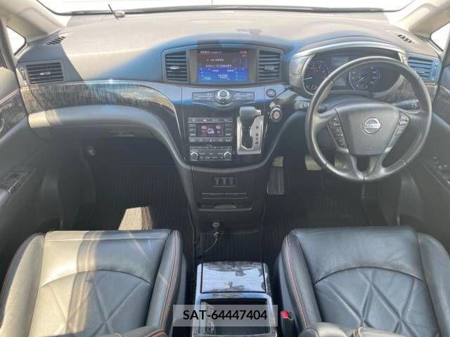 Nissan ELGRAND 2014-02 390642-1