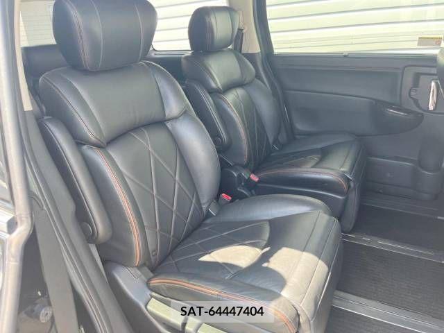 Nissan ELGRAND 2014-02 390642-10