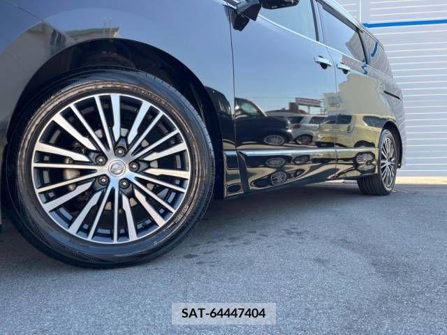Nissan ELGRAND 2014-02 390642-14