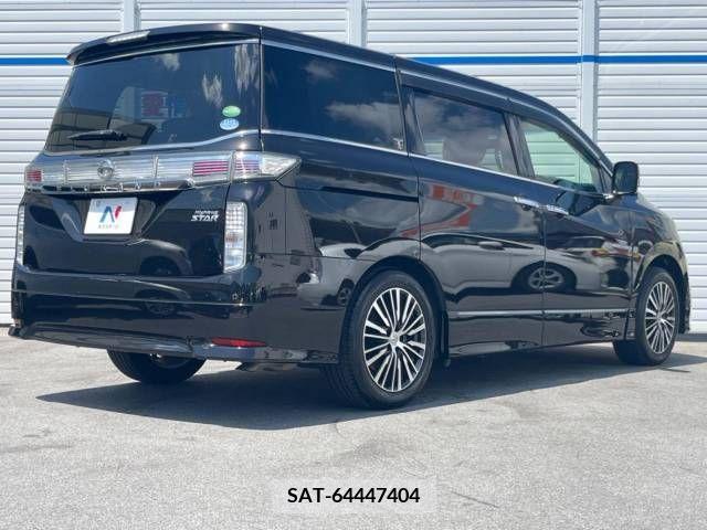 Nissan ELGRAND 2014-02 390642-18