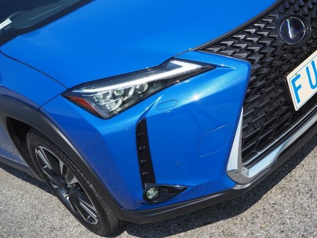 Lexus UX 2020-05 2595-7