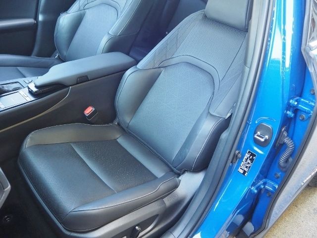 Lexus UX 2020-05 2595-11