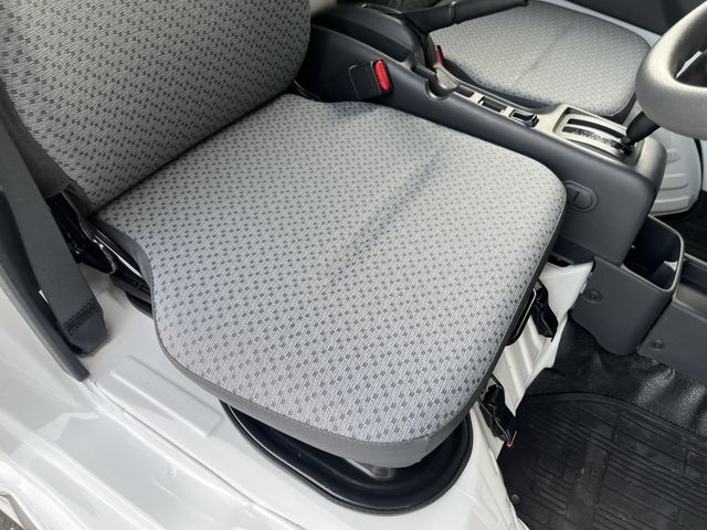 Nissan CLIPPER 2019-10 16465-18