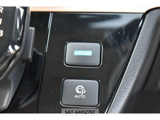 Nissan Sakura 2022-06 367583-9