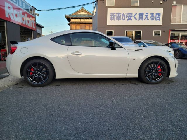 Toyota 86 2018-05 188916-27
