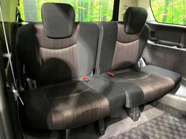 Nissan SERENA 2014-11 26923-11