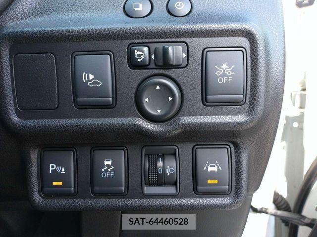 Nissan NOTE 2019-03 213775-13