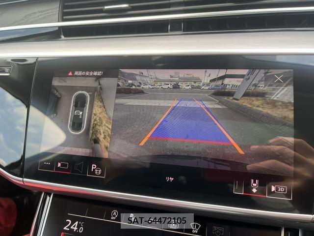 Audi A8 2022-07 213071-10