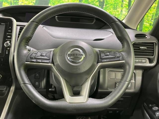 Nissan SERENA 2016-10 18777-12