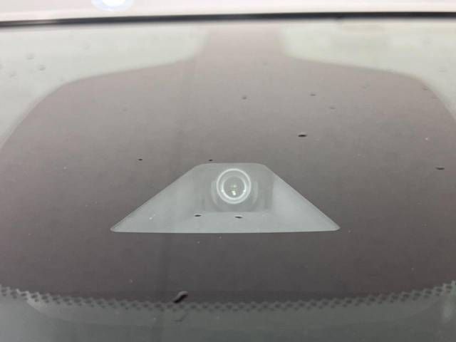 Nissan SERENA 2016-10 18777-3