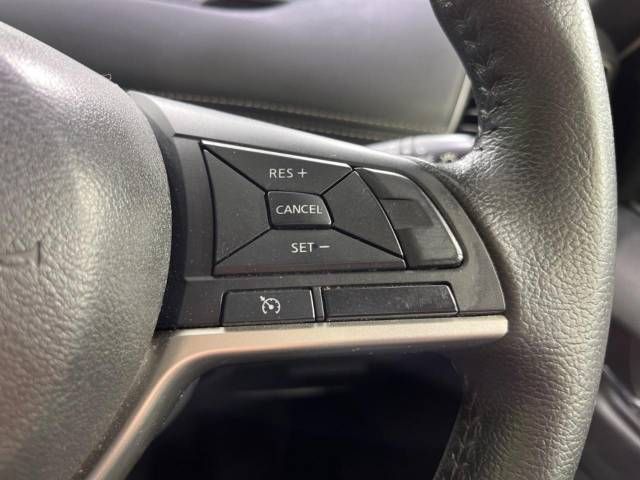 Nissan SERENA 2016-10 18777-7
