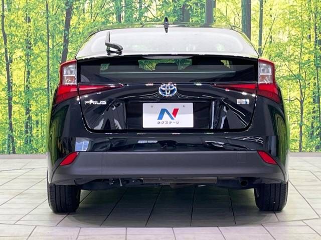 Toyota PRIUS 2019-08 19868-15