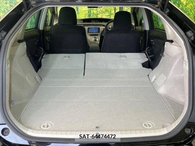 Toyota PRIUS 2013-05 382778-9