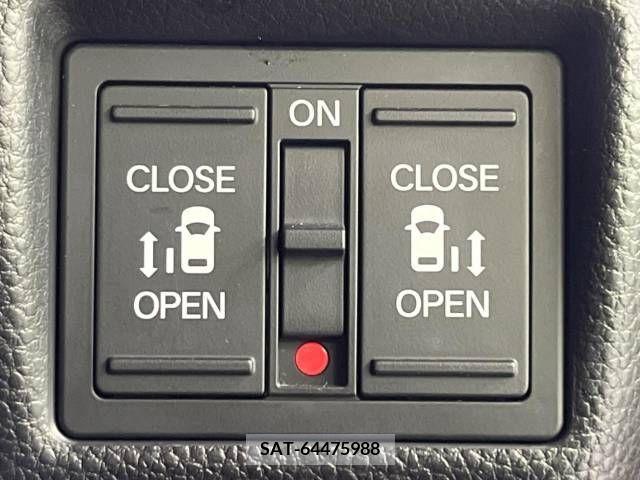 Honda N BOX CUSTOM 2019-12 235519-2