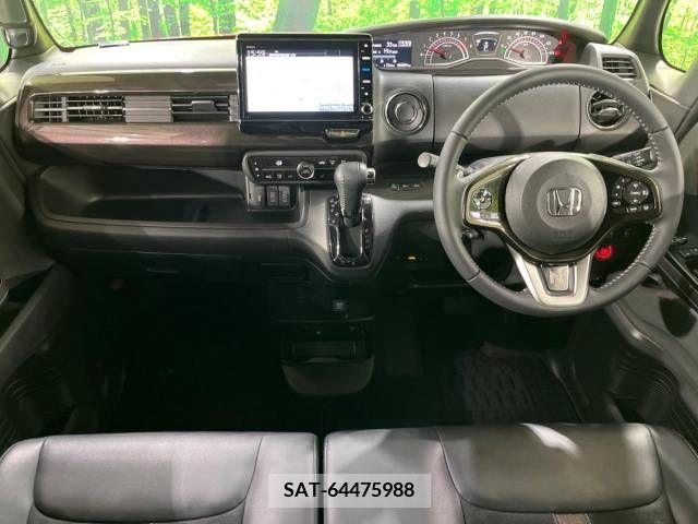 Honda N BOX CUSTOM 2019-12 235519-1