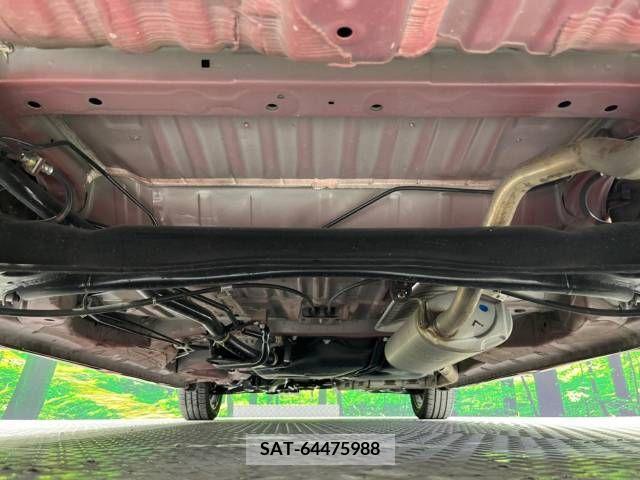 Honda N BOX CUSTOM 2019-12 235519-19