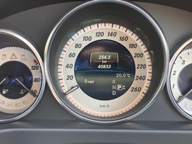 Mercedes Benz E-CLASS 2014-06 1477-12