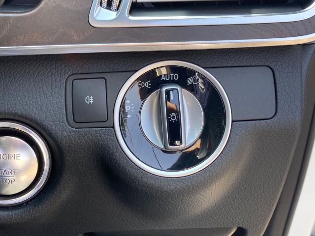 Mercedes Benz E-CLASS 2014-06 1477-10