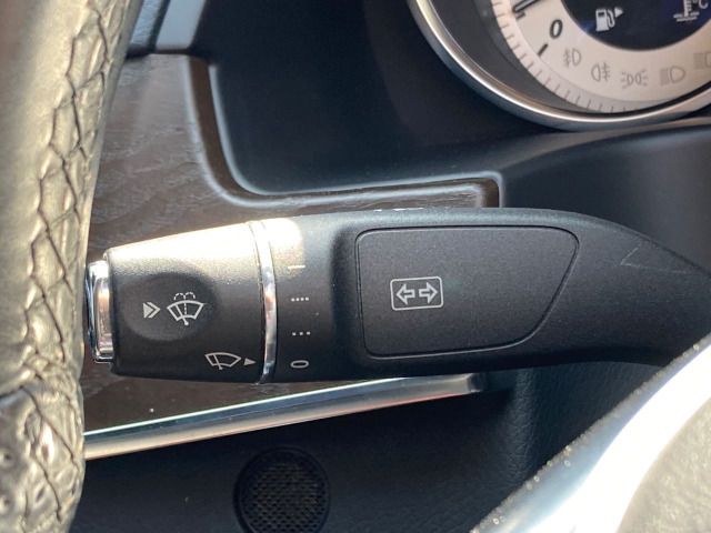 Mercedes Benz E-CLASS 2014-06 1477-17