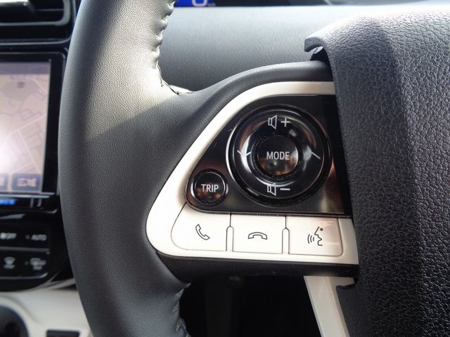 Toyota PRIUS 2016-06 27001-23