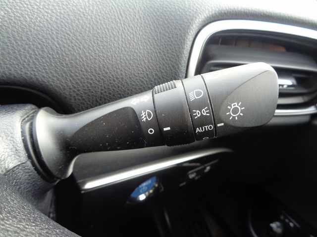 Toyota PRIUS 2016-06 27001-22