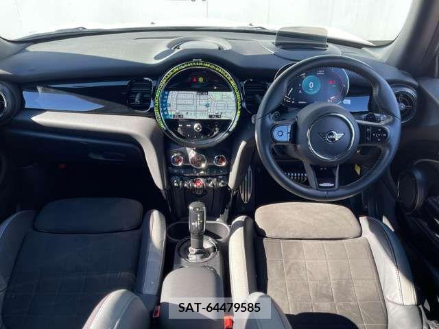 Bmw MINI 2021-07 208173-1
