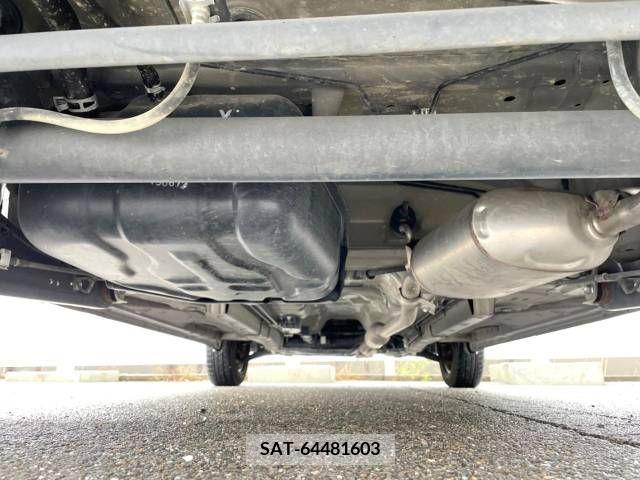 Suzuki SPACIA 2017-06 285639-18