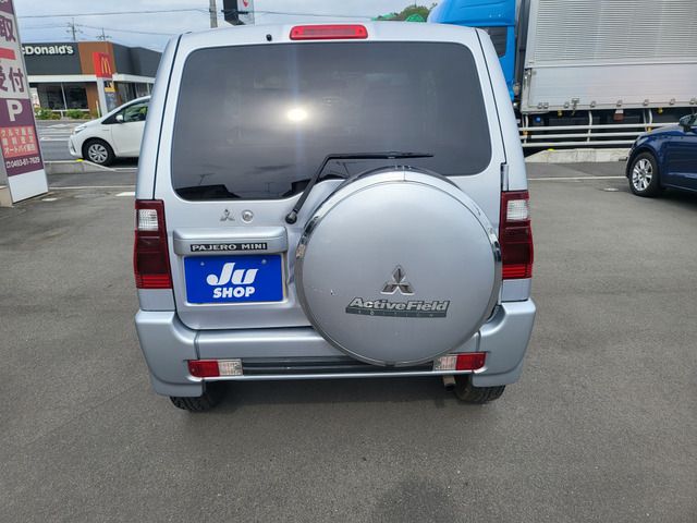 Mitsubishi PAJERO MINI 2006-05 5172-8