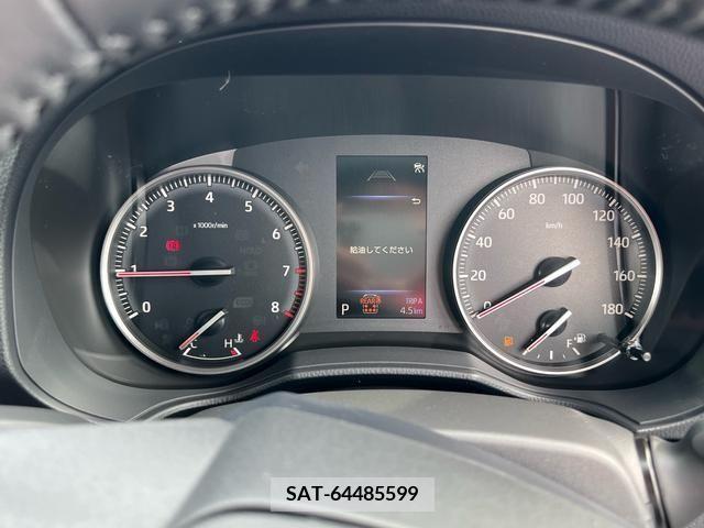 Toyota VOXY 2024-03 226813-18