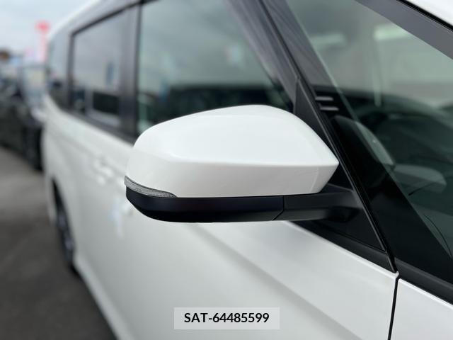 Toyota VOXY 2024-03 226813-4