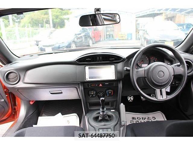 Toyota 86 2013-11 352474-11