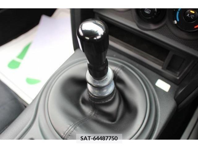 Toyota 86 2013-11 352474-17