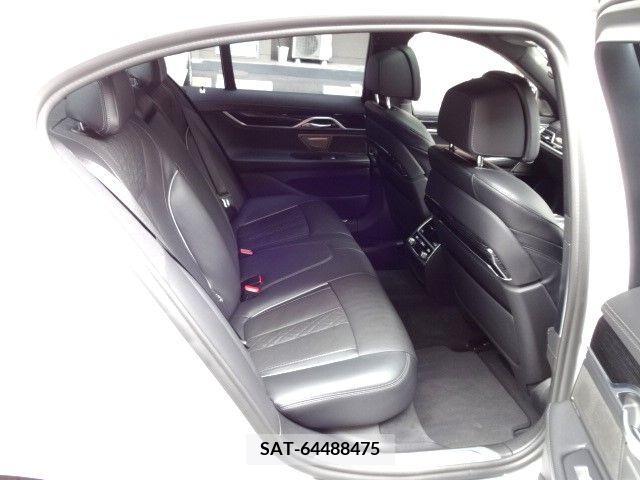 Bmw 7 SERIES 2021-06 263380-17