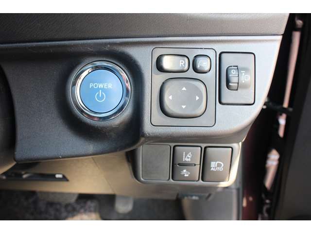 Toyota AQUA 2016-01 189166-14