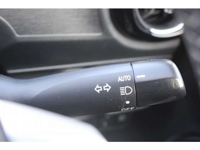 Toyota AQUA 2016-01 189166-7