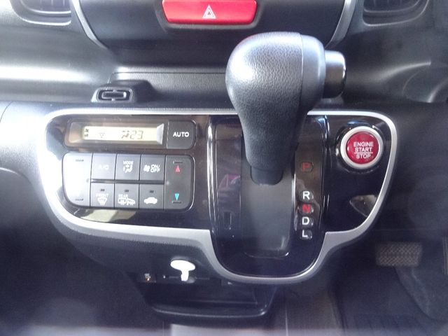 Honda N BOX 2017-07 187819-17