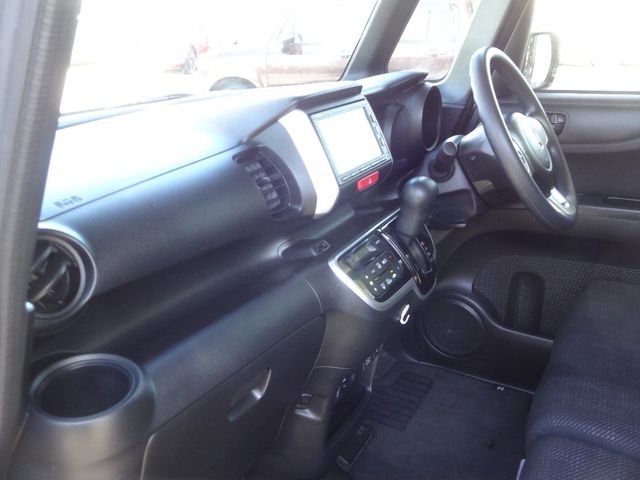 Honda N BOX 2017-07 187819-9
