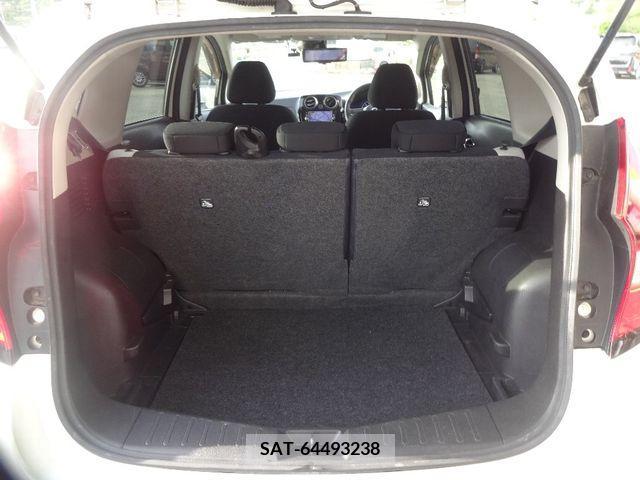 Nissan NOTE 2017-05 373341-5