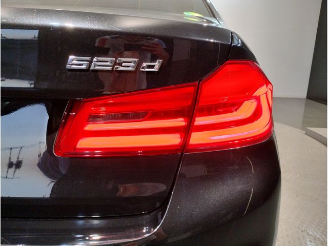 Bmw 5 SERIES 2019-03 192695-29