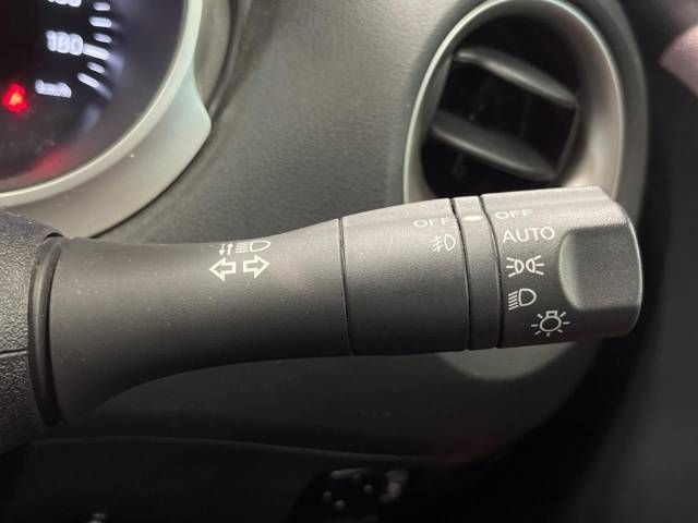 Nissan JUKE 2010-11 16237-5