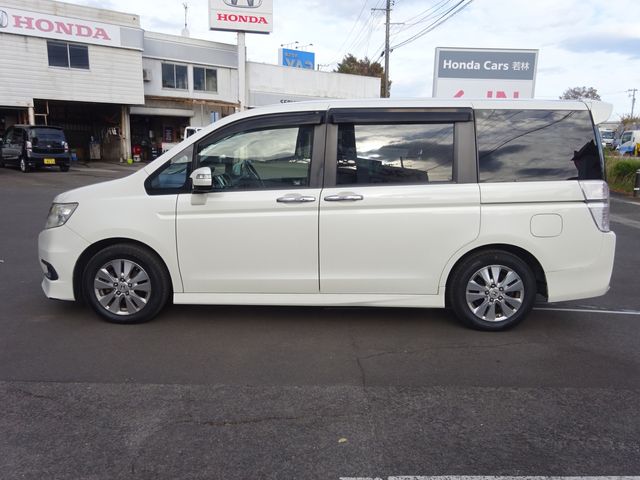 Honda e 2012-02 183886-6