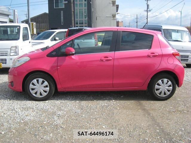 Toyota VITZ 2011-02 326809-2