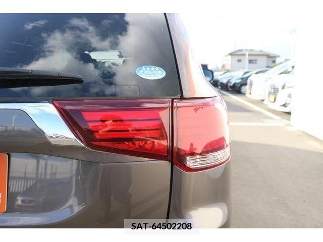 Mitsubishi OUTLANDER PHEV 2015-12 223800-10