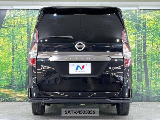 Nissan SERENA 2022-04 367754-18