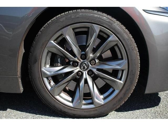 Lexus LS 2017-12 21163-11