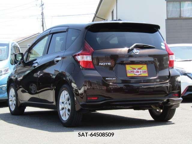 Nissan NOTE 2017-04 279918-7