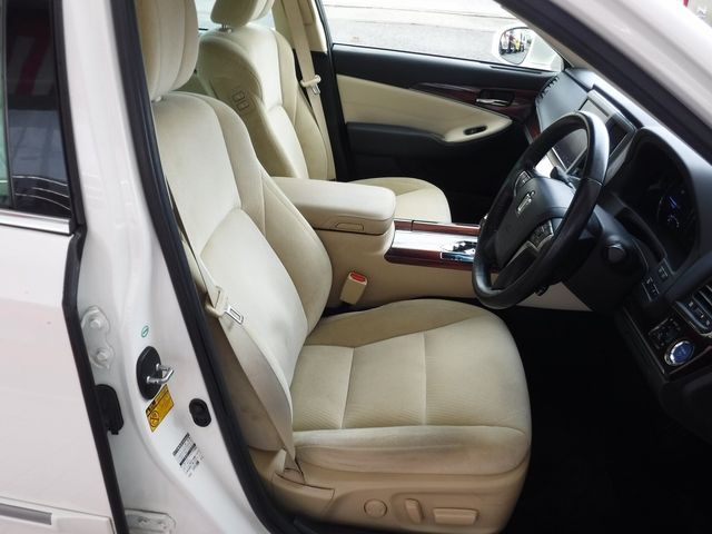 Toyota CROWN SEDAN 2014-08 22791-14