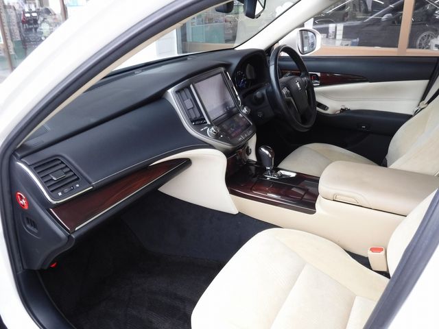 Toyota CROWN SEDAN 2014-08 22791-16